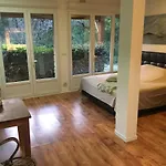 Bonheur Vallespir Bed and Breakfast *
