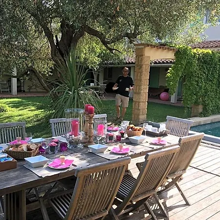 Bonheur Vallespir Bed & Breakfast 3*